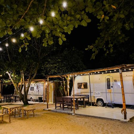 Beach House Camp Na Chom Thian Exterior foto